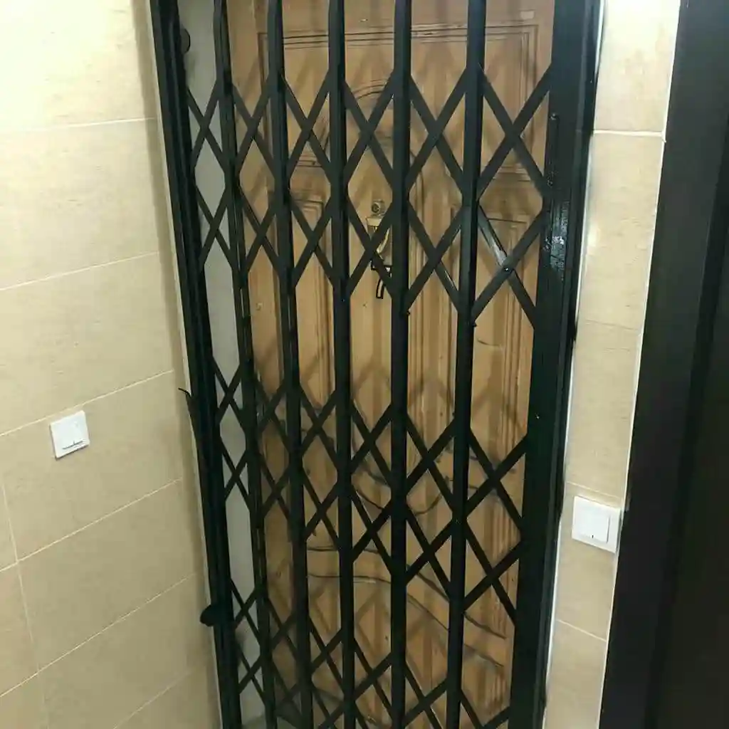 نصب حفاظ آکاردئونی در خرم آباد