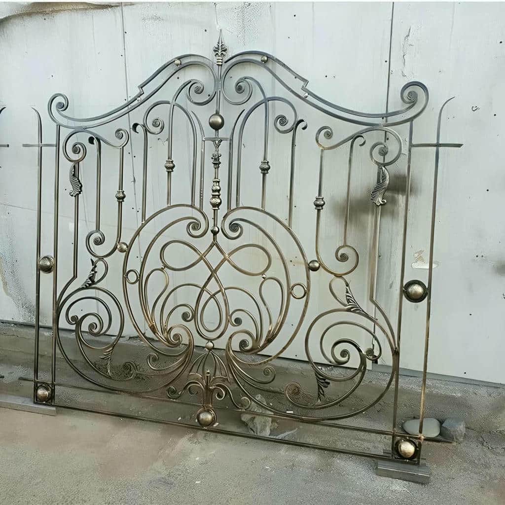 window-guard-iron-fence-wrought-iron-qo نصب حفاظ آهنی