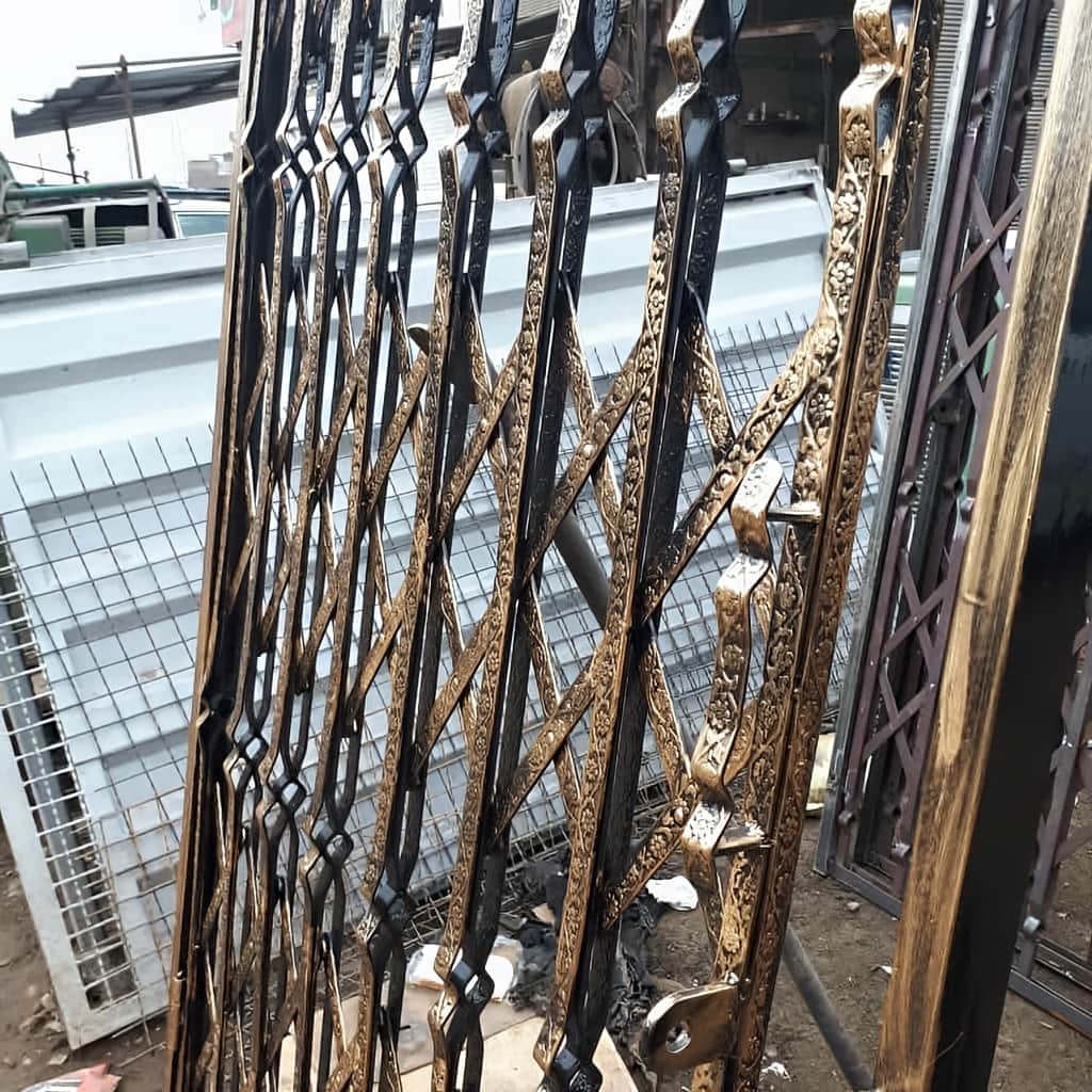 حفاظ آهنی آپارتمان