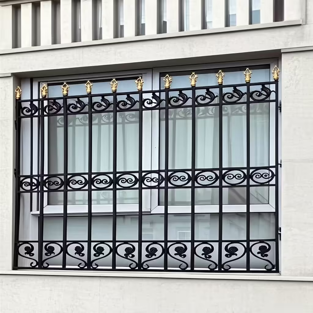 بررسی حفاظ پنجره سلطنتی نیل در خرم آباد