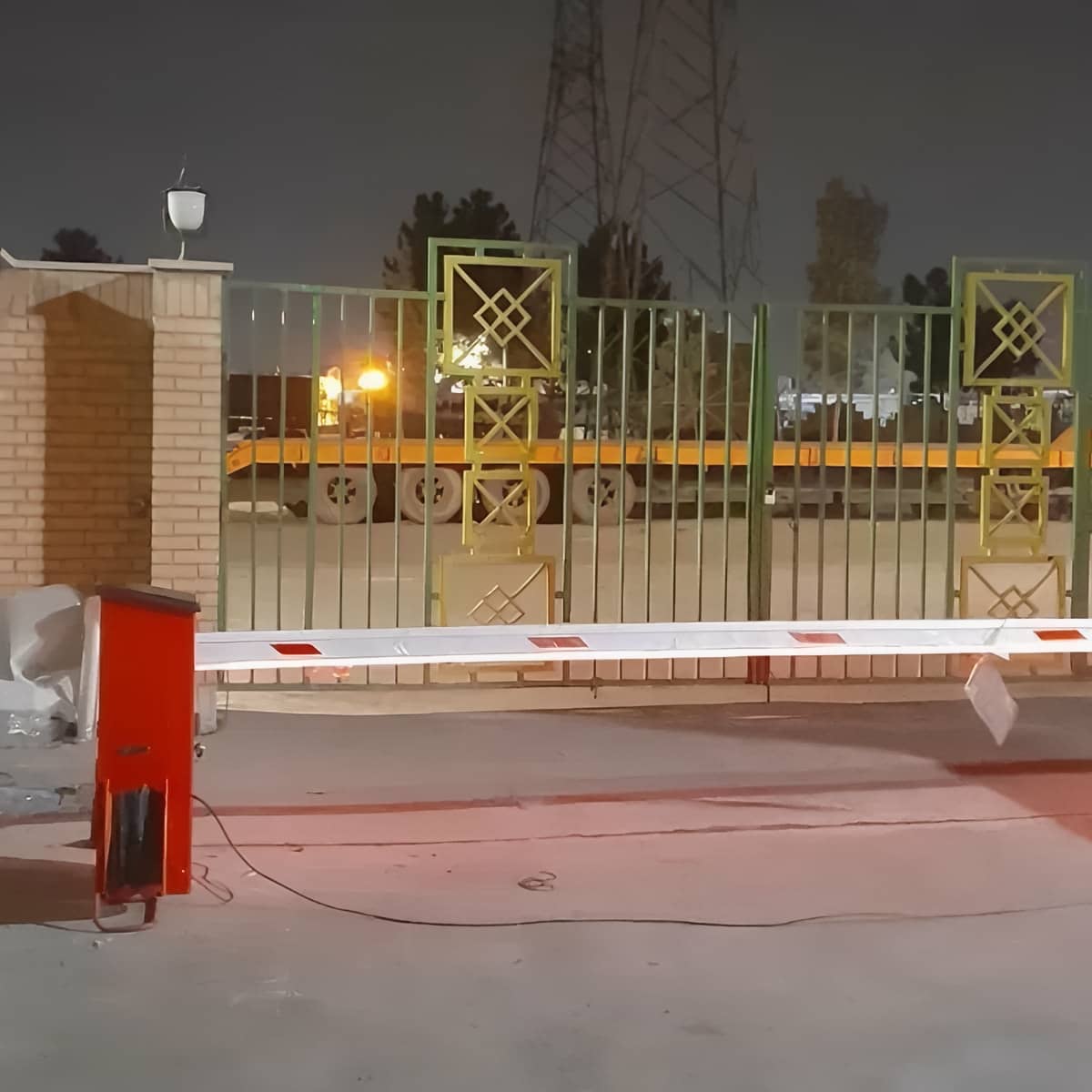 راهبند دستی با قفل بوم در خرم آباد