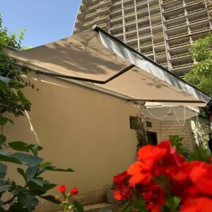 سایبان برقی در خرم آباد نصب شده روی تراس