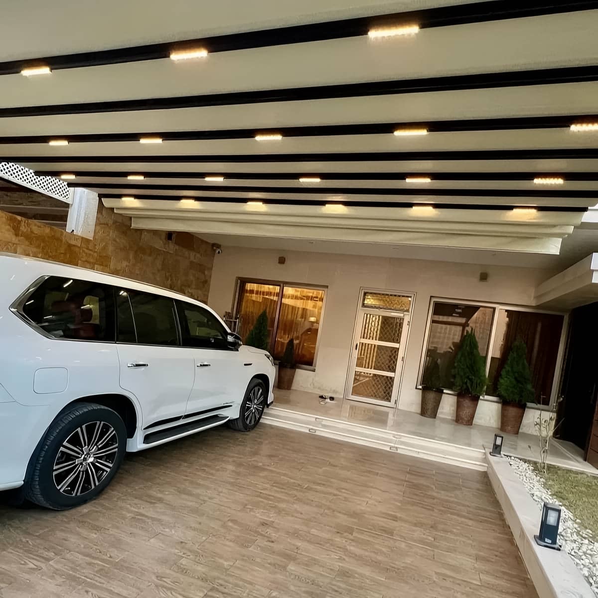 سقف برقی پارکینگ در خرم آباد متناسب با ورودی خودرو سقف برقی پارکینگ در خرم آباد متناسب با ورودی خودرو