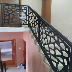 نرده سی ان سی سفارشی با نقش اختصاصی در خرم آباد با فایل برش هندسی