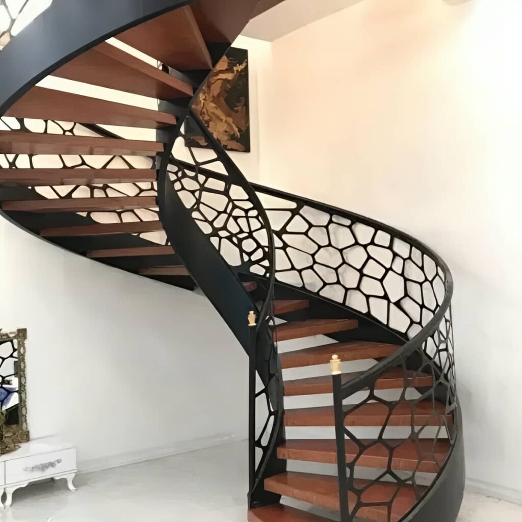 نرده سی ان سی هندسی برای ساختمان در خرم آباد