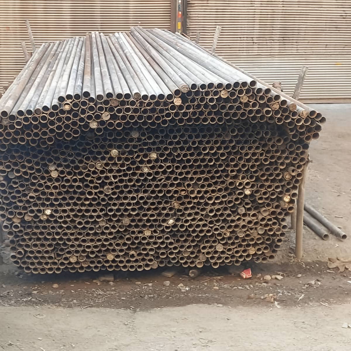 لوله داربست نو با ضخامت یکنواخت در خرم آباد لوله داربست نو با ضخامت یکنواخت در خرم آباد