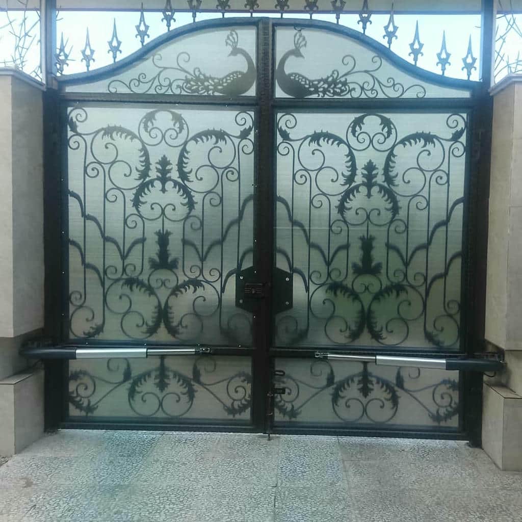 رفع صدای جک درب پارکینگ در خرم آباد با تنظیم تراز بازوها رفع صدای جک درب پارکینگ در خرم آباد با تنظیم تراز بازوها