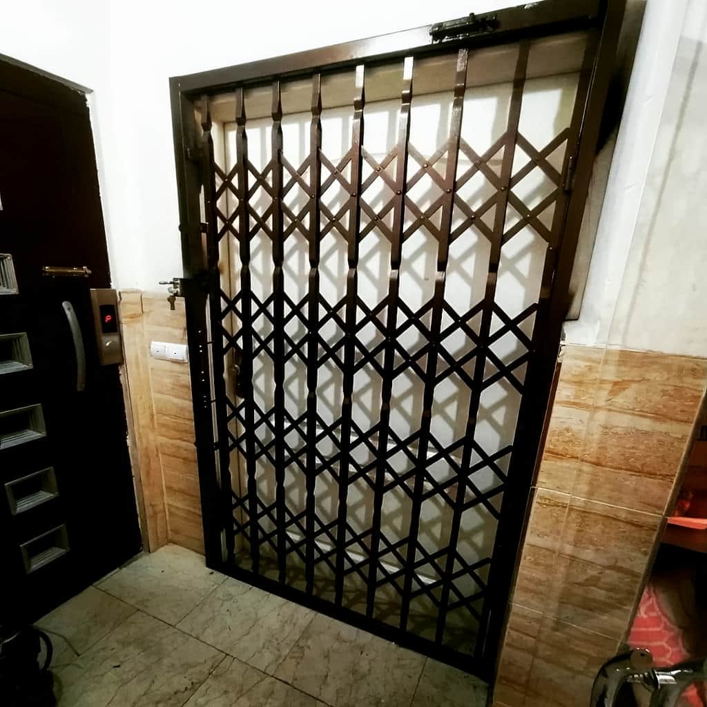 درب آکاردئونی چهار گل با تراکم بالا در خرم آباد