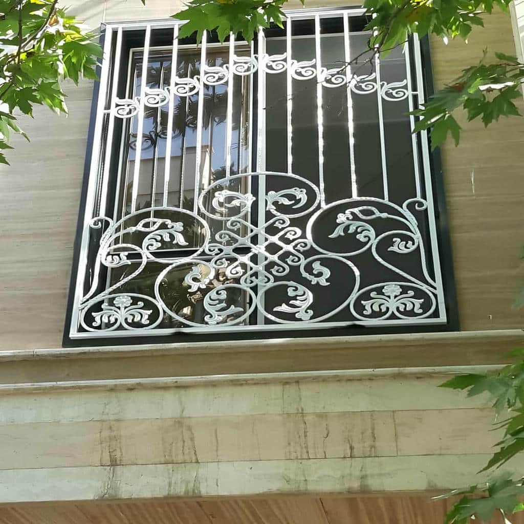 6 مدل حفاظ پنجره فرفورژه گل نرده در خرم آباد