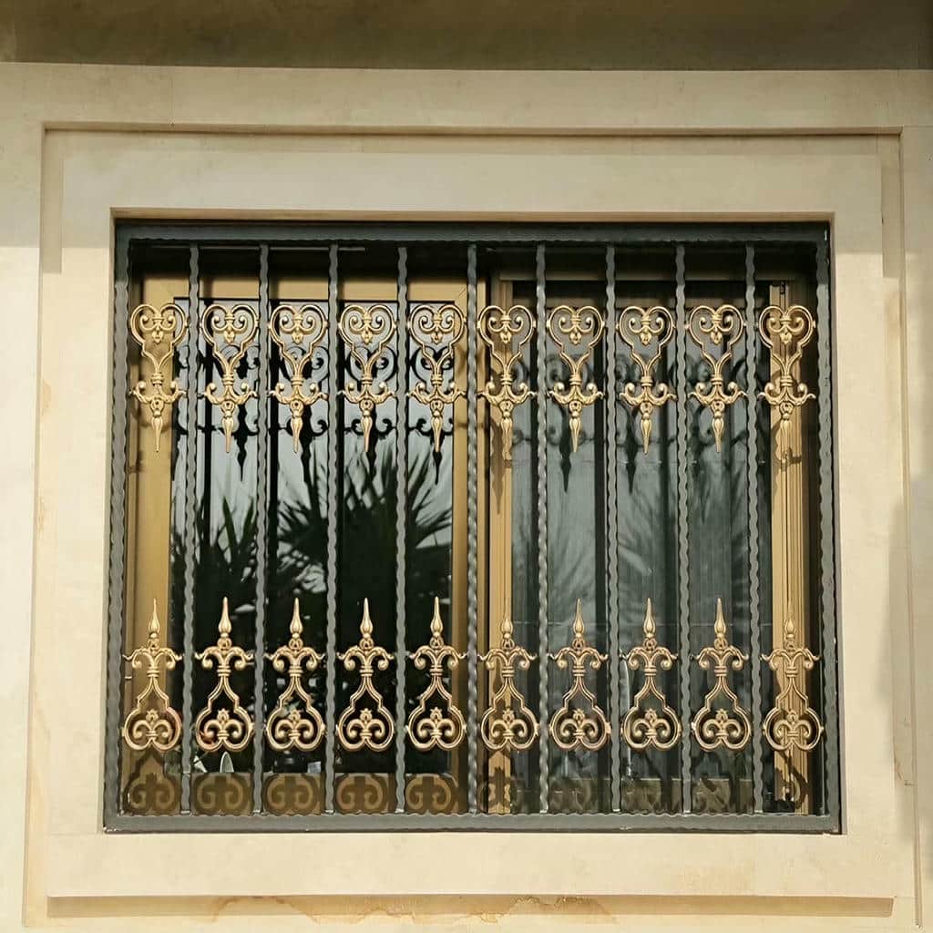 اجرای حفاظ پنجره آپارتمان طبقات پایین با قاب تراز در خرم آباد اجرای حفاظ پنجره آپارتمان طبقات پایین با قاب تراز در خرم آباد