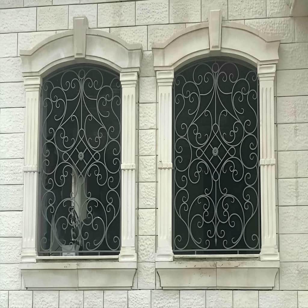حفاظ پنجره دوجداره ضد سرقت هندسی برای نمای ساختمان در خرم آباد حفاظ پنجره دوجداره ضد سرقت هندسی برای نمای ساختمان در خرم آباد