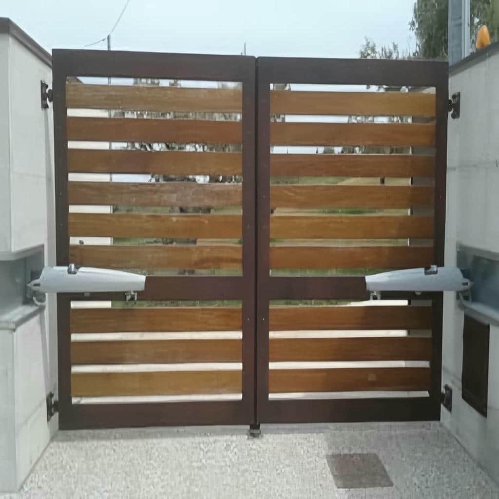 اجرای فتوسل جک پارکینگ ایمنی با سیم‌کشی دقیق در خرم آباد