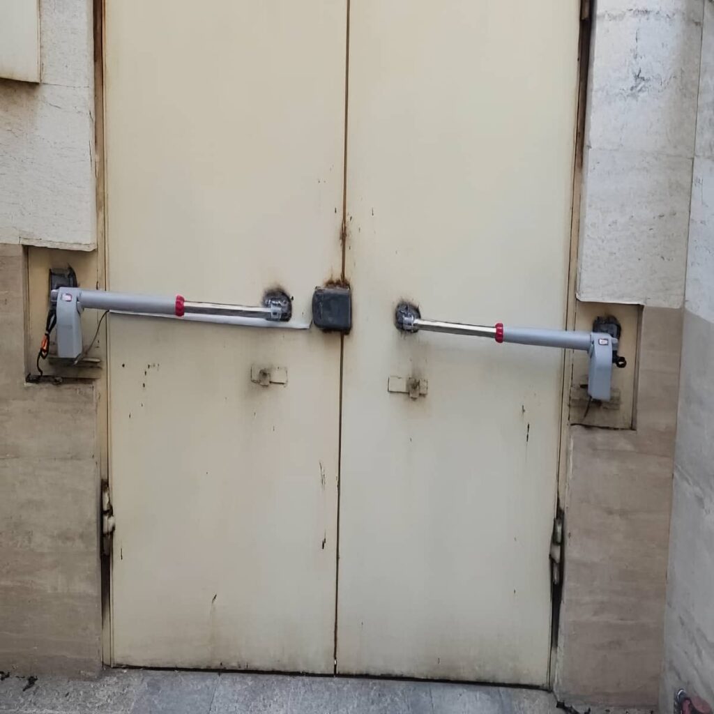 خرید جک درب پارکینگ بی صدا متناسب با وزن درب در خرم آباد