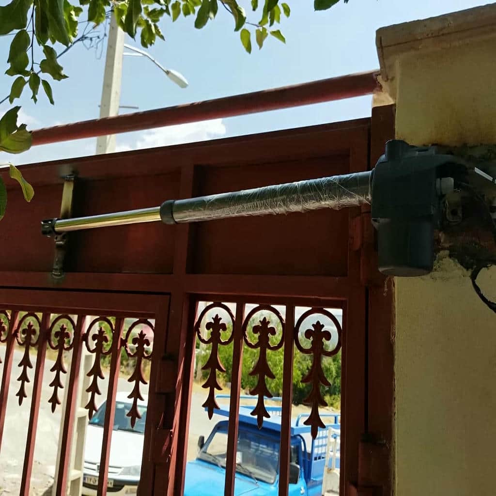 خدمات نصب جک درب حیاط سنگین شاسی دار در خرم آباد خدمات نصب جک درب حیاط سنگین شاسی دار در خرم آباد