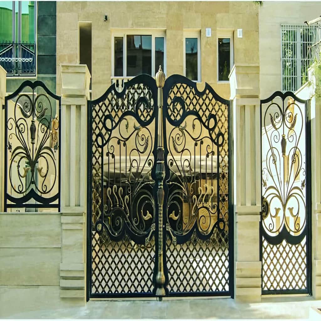 درب پارکینگ ریلی نیمه پوشیده با حرکت روان روی ریل زمینی در خرم آباد