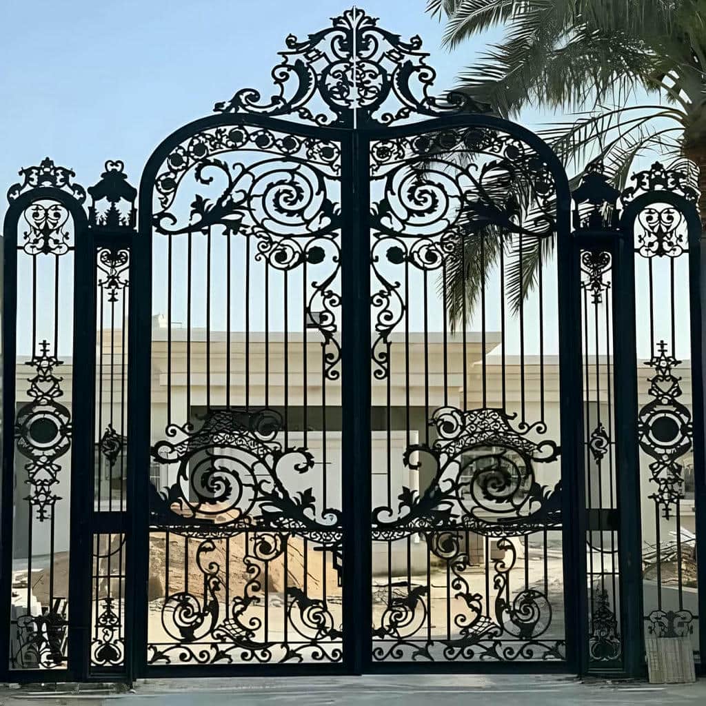 سفارش درب حیاط کشویی ریل زمینی بر اساس ابعاد دهانه در خرم آباد