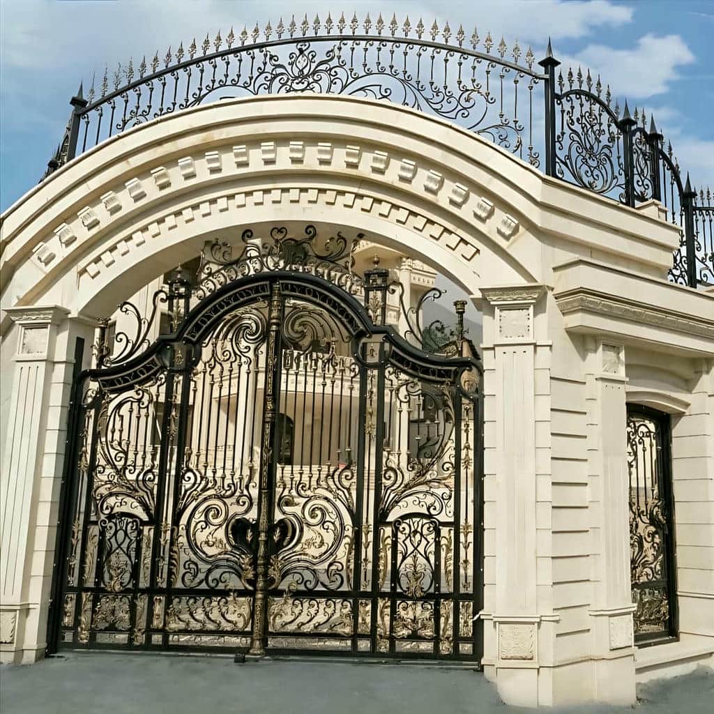 درب پارکینگ لوکس ورودی ویلا پنلی مدرن در خرم آباد