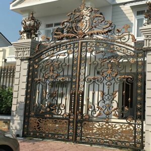 7 مدل درب حیاط قاب فلزی در خرم آباد